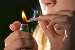 Signs that a Person is Using Marijuana